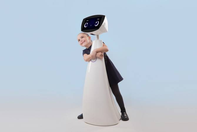 Ermenistan’da geliştirilen Robin robot TIME’in “Yılın en iyi yenilikçi projesi” tanındı