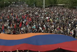 Ermenistan'da muhalefet itaatsizlik eylemleri başlattı