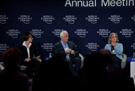 Ermenistan Cumhurbaşkanı, Davos'ta 44 gün savaşını ve Ermenistan'ın kapalı sınırlarını anlattı