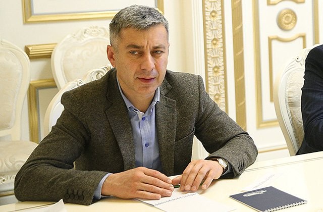 Ermenistan’ın Kiev Büyükelçisi: Azerbaycan Ermeni savaş esirlerinin sayısı 26 ile azaltıyor