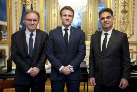 Macron Ermeni cemaati temsilcileri ile Laçin Koridoru'ndaki durumu görüştü