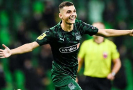 Ermeni futbolcu Rusya Premier Ligi՛nde en iyi 3 orta saha oyuncusundan biri