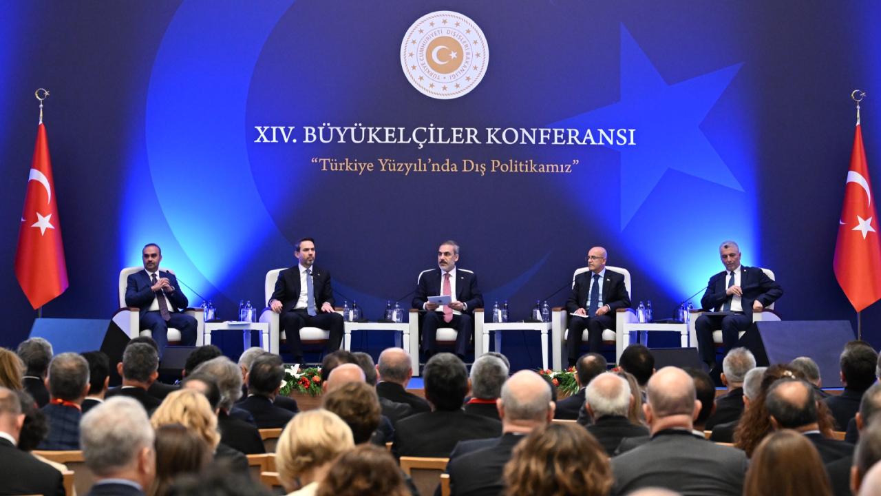 Թուրքիայի արտգործնախարարի գլխավորությամբ Անկարայում պանելային քննարկում է անցկացվել