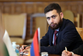 Dışişleri Bakan Yardımcısı: Ortaklarımız Azerbaycan ile olan çift taraflı planlarını Ermenistan'ın çıkarlarına zarar vermek amacıyla ilerletmeye çalışmasınlar