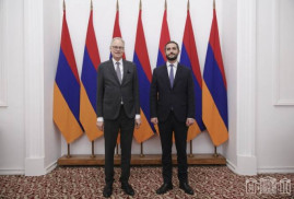 Rubinyan, AB'nin AGİT konularından Genel Müdürü Michael Siebert'i kabul ettİ