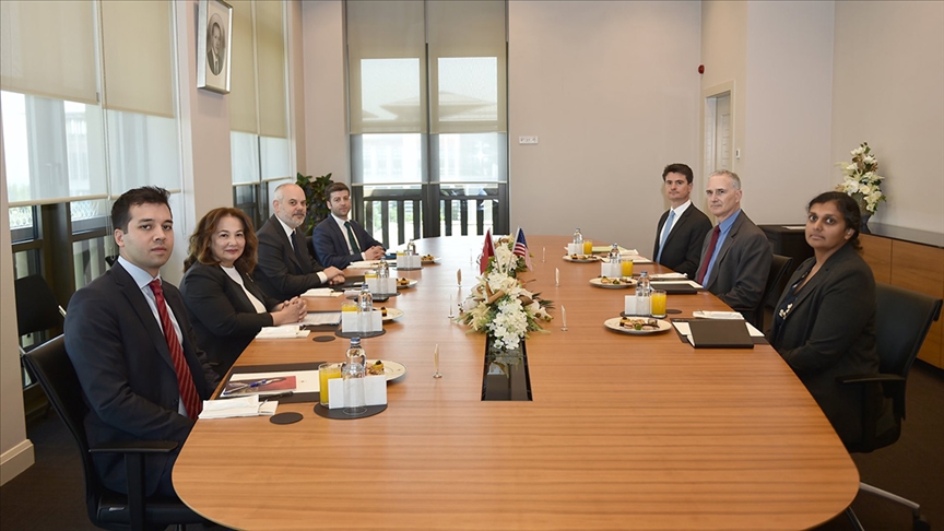 ԱՄՆ Պետդեպի ներկայացուցիչը Էրդողանի խորհրդականի հետ քննարկել է հայ-ադրբեջանական գործընթացը