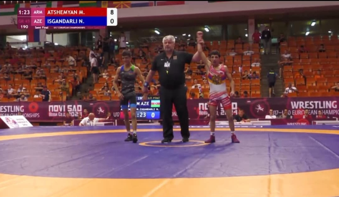 Ermeni güreşçi Azerbaycanlı rakibini 8-0 mağlup etti