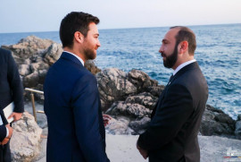Dünya Ekonomik Forumu yetkilisi, Ermenistan Dışişleri Bakanı ile yapılan görüşmeye değindi