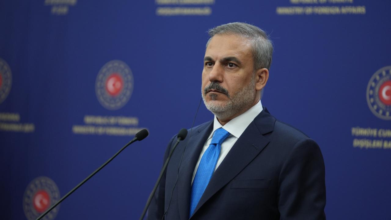 Ֆիդանը հեռախոսազրույց է ունեցել Մեծ Բրիտանիայի արտգործնախարար Դեյվիդ Լամիի հետ