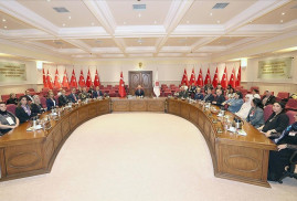 Թուրքիայի Պնախարարն ընդունել է արցախյան պատերազմներում մահացած ադրբեջանցների ընտանիքներին
