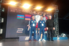 Ermeni boksör, Azerbaycanlı rakibini mağlup ederek Avrupa şampiyonu oldu