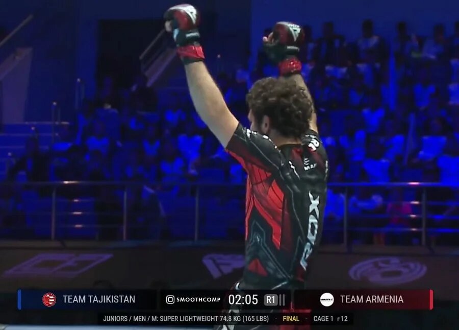 Ermeni dövüşçü Spartak Mikayelyan, IMMAF MMA Dünya Şampiyonu