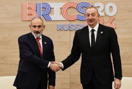 Paşinyan, Aliyev ile Kazan'daki görüşmesinden memnuniyet duyduğunu ifade etti