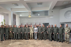 ABD Güvenlik Yönetimi Enstitüsü Ermenistan Savunma Bakanlığı çalışma toplantısı düzenledi