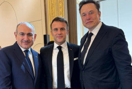 Paris'te Paşinyan, Elon Musk ile görüştü