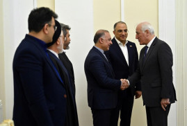 Ermenistan Cumhurbaşkanı ve İran-Ermenistan Dostluk grubu heyeti "Barış kavşağı" projesini önemsediler