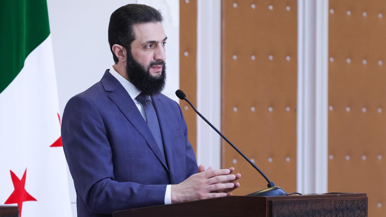 Սիրիայի անցումային շրջանի նախագահը կլինի Թուրքիայում